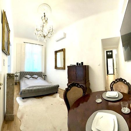 Central River Apartment Danube بودابست المظهر الخارجي الصورة