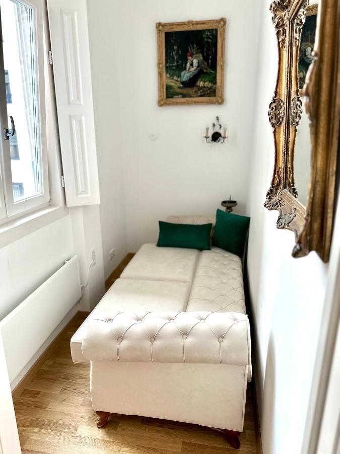 Central River Apartment Danube بودابست المظهر الخارجي الصورة